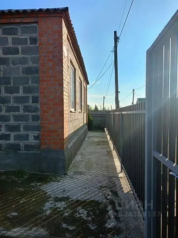 Дом в Ростовская область, Неклиновский район, с. Приморка Нижняя ул. ... - Фото 2