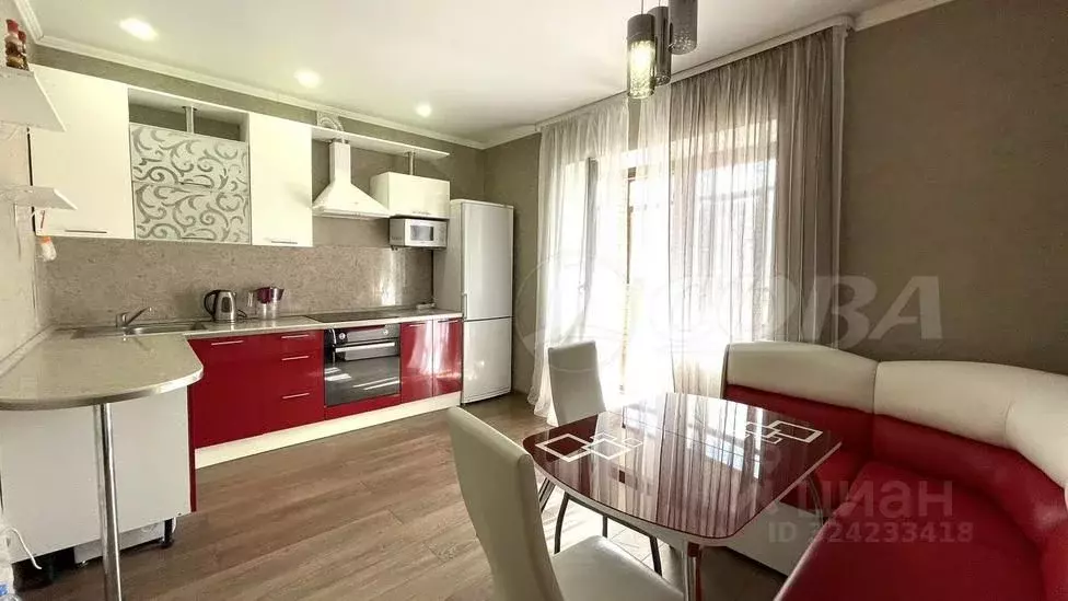 1-к кв. Тюменская область, Тюмень Харьковская ул., 66 (47.0 м) - Фото 1