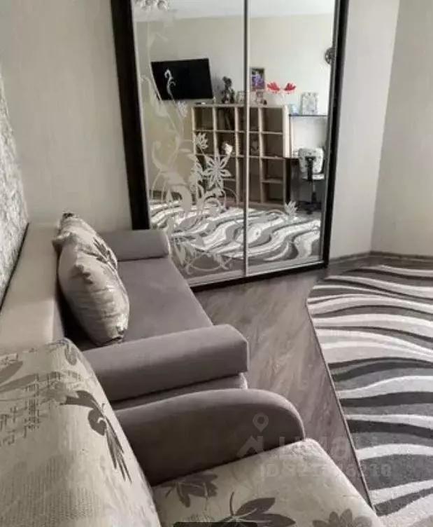 3-к кв. Омская область, Омск Солнечный мкр, ул. Комкова, 8 (85.0 м) - Фото 2