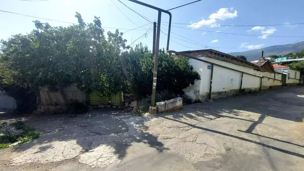 Участок в Крым, Ялта ул. Дмитрия Ульянова, 67 (10.0 сот.) - Фото 0