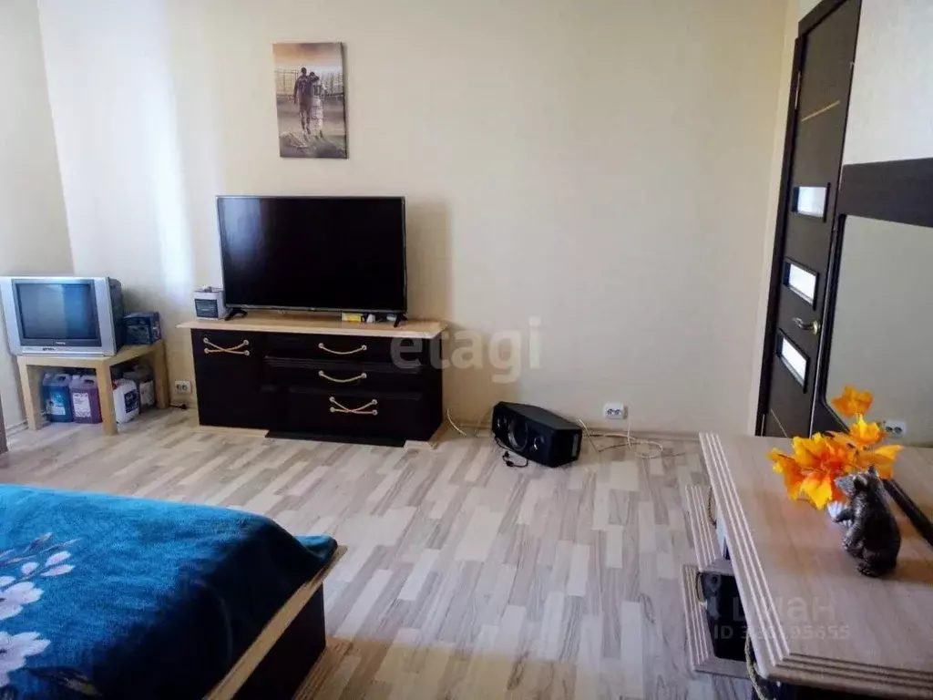 2-к кв. Краснодарский край, Ейск Красная ул. (66.5 м) - Фото 1