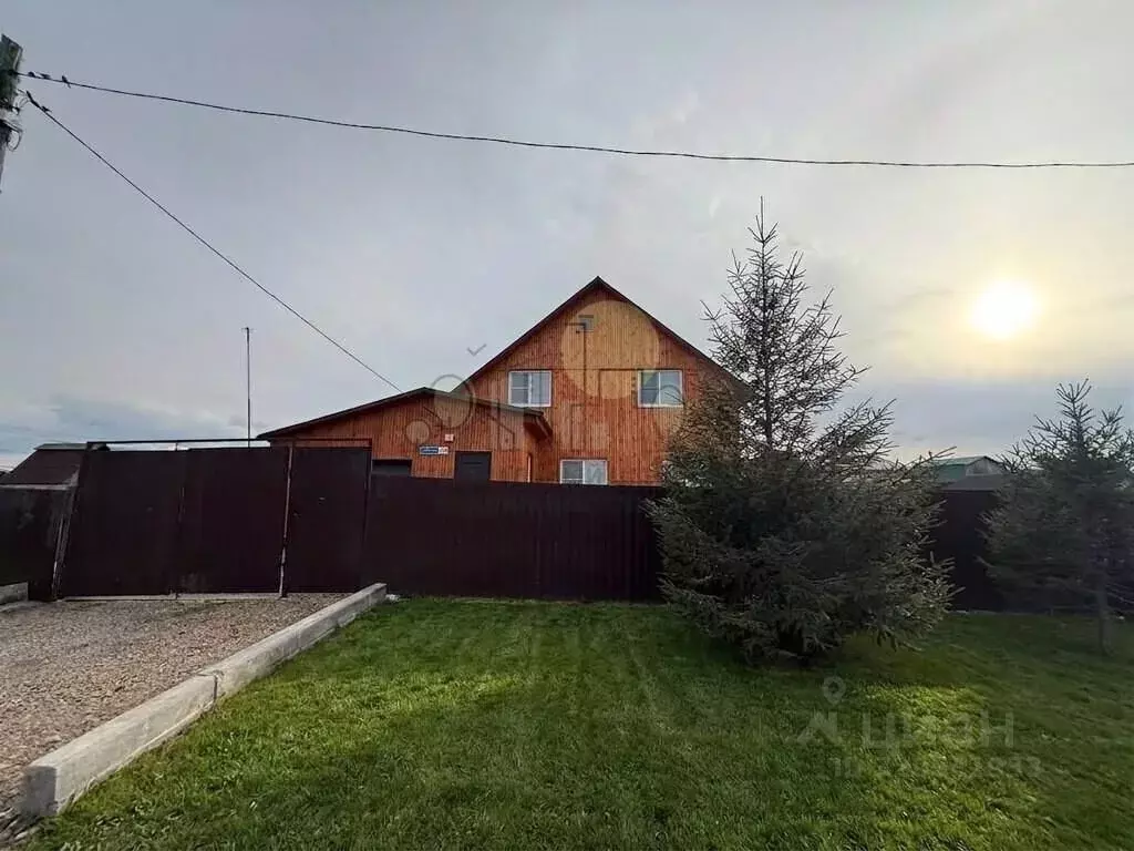 Дом в Иркутская область, Иркутский муниципальный округ, с. Хомутово ... - Фото 1