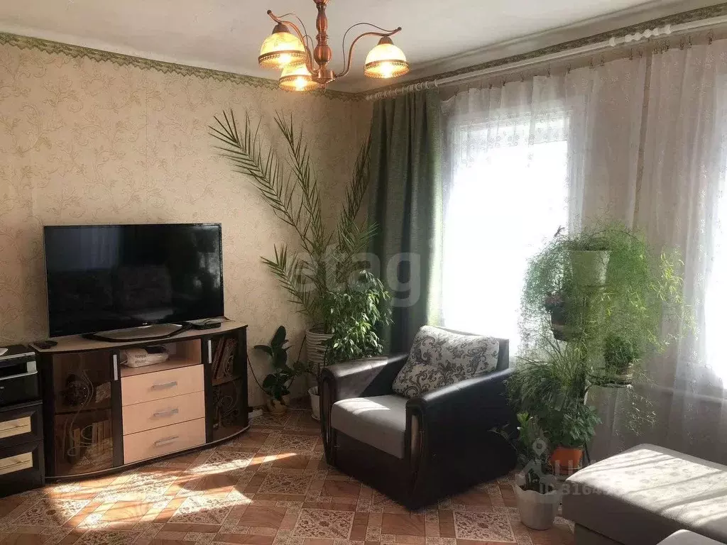 Дом в Амурская область, Белогорск Школьный пер., 16 (60 м) - Фото 1