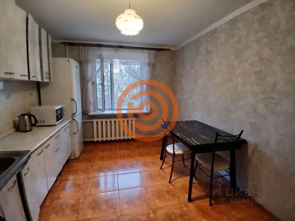 2-к кв. Тюменская область, Тюмень ул. Малыгина, 8 (71.2 м) - Фото 1