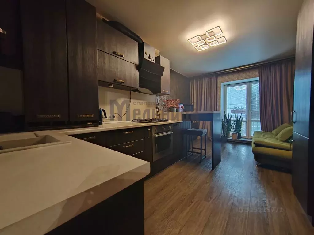 1-к кв. Волгоградская область, Волгоград Шекснинская ул., 101 (49.0 м) - Фото 1