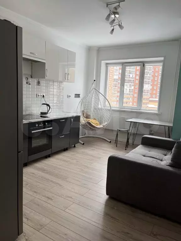 1-к. квартира, 40 м, 6/18 эт. - Фото 0
