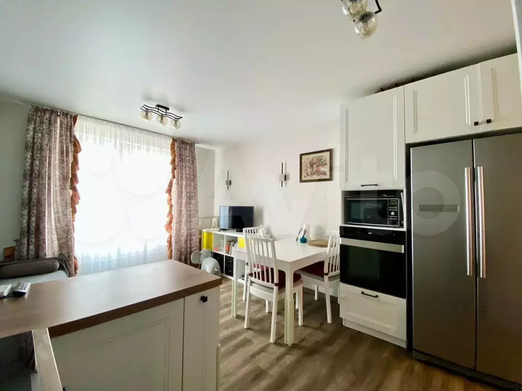 2-к. квартира, 62 м, 7/10 эт. - Фото 0