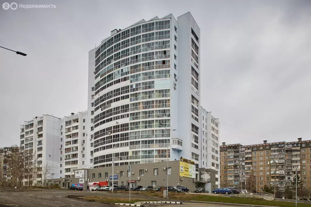 2-комнатная квартира: Челябинск, Комсомольский проспект, 122 (72.3 м) - Фото 1