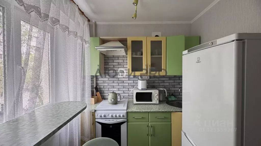 2-к кв. Саратовская область, Саратов ул. Имени И.В. Мичурина, 73 (47.0 ... - Фото 2