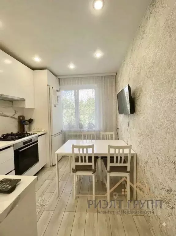 3-к кв. Татарстан, Казань ул. Фатыха Амирхана, 34 (66.2 м) - Фото 1