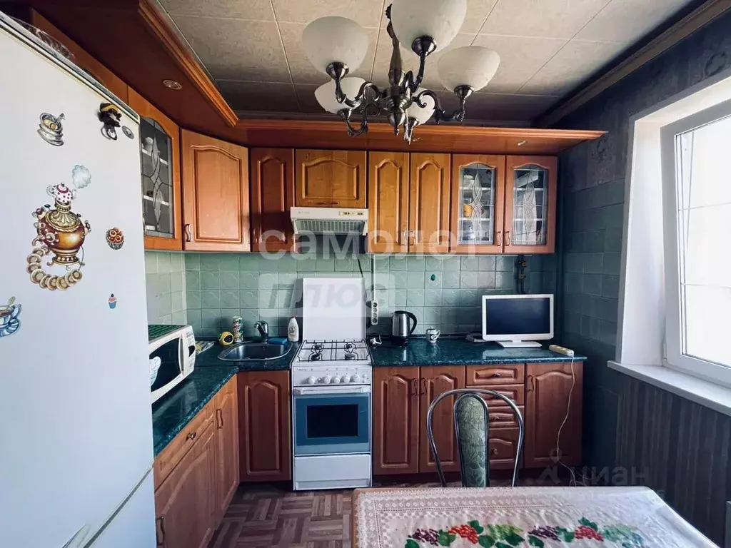 3-к кв. Московская область, Наро-Фоминск ул. Маршала Жукова, 8 (62.8 ... - Фото 0