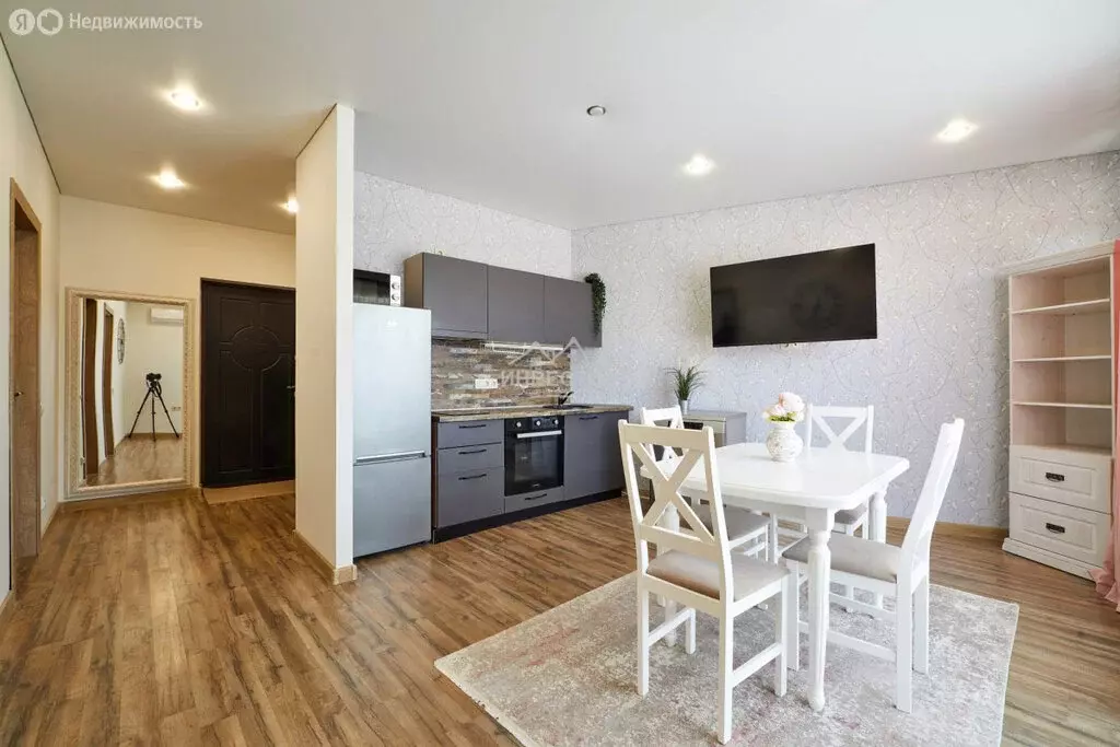 1-комнатная квартира: Челябинск, Лесопарковая улица, 8 (45.5 м) - Фото 1