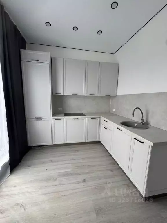 1-к кв. Краснодарский край, Сочи Адлер жилрайон, Курортный Городок ... - Фото 1