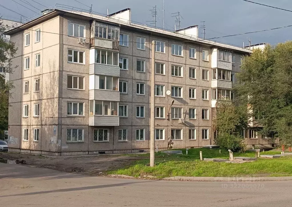 2-к кв. Красноярский край, Красноярск Парашютная ул., 66а (43.6 м) - Фото 0