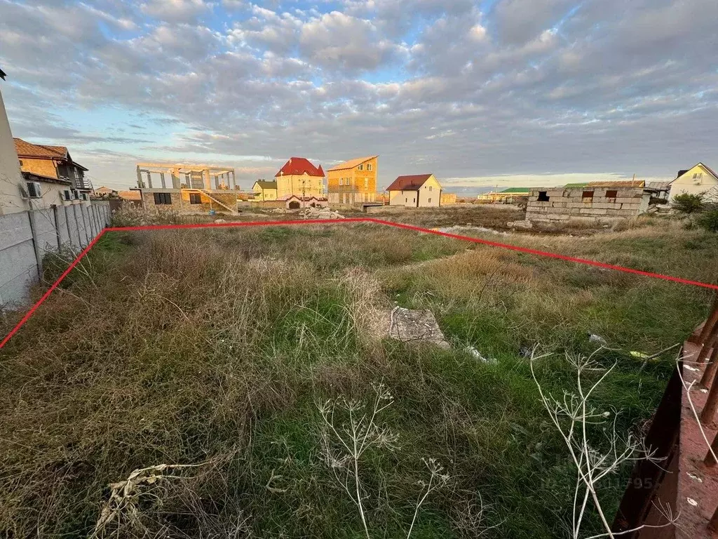 Участок в Крым, Феодосия городской округ, с. Береговое ул. Волошина, ... - Фото 0