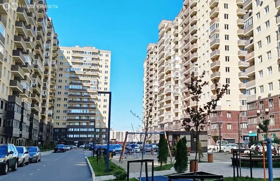 Квартира-студия: Краснодар, улица имени Героя Ростовского, 8 (26.5 м) - Фото 0