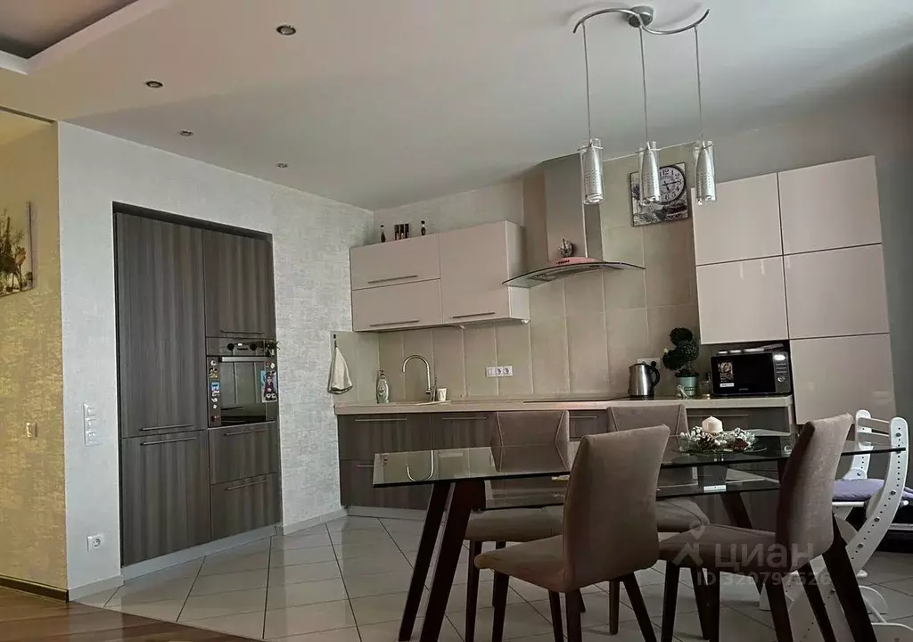 3-к кв. Красноярский край, Красноярск ул. Молокова, 1к3 (124.0 м) - Фото 2