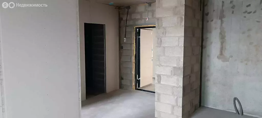 1-комнатная квартира: Цемдолина, улица Ф.Я. Бурсака, 82 (46 м) - Фото 2