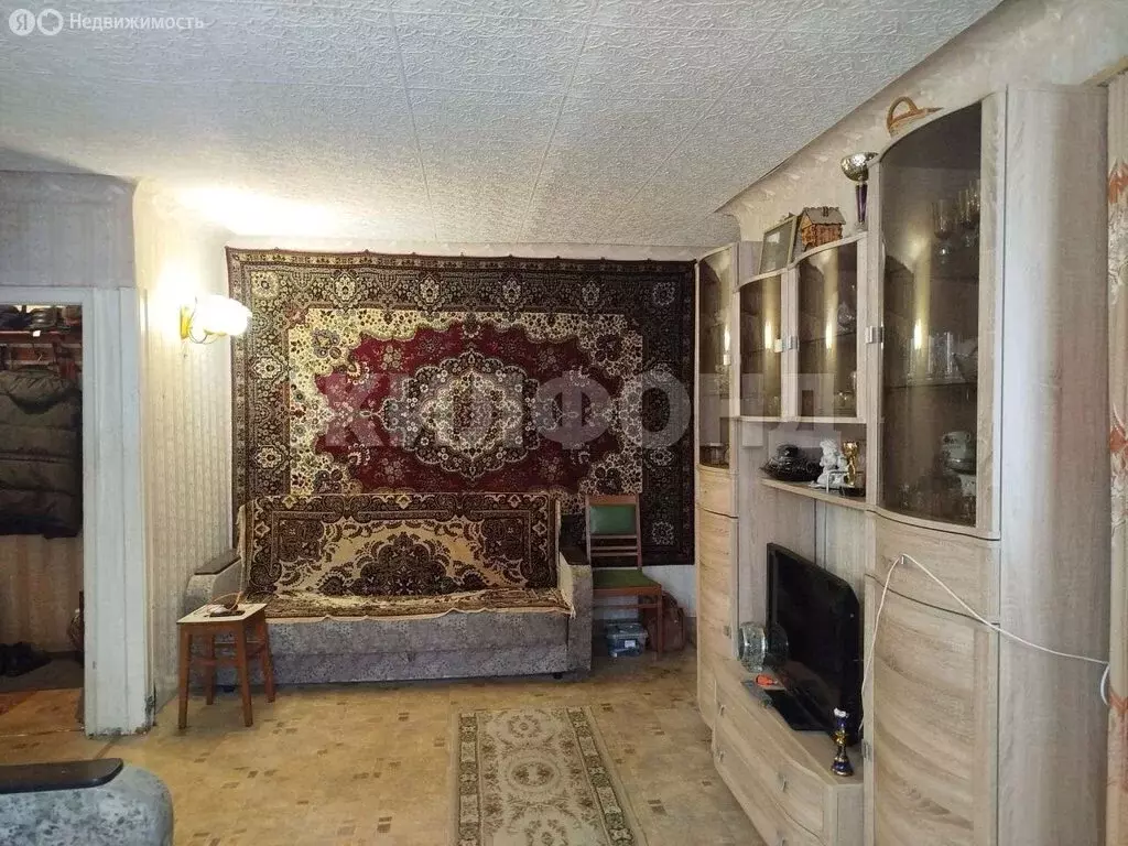 3-комнатная квартира: Обь, улица ЖКО Аэропорта, 14 (56.8 м) - Фото 1