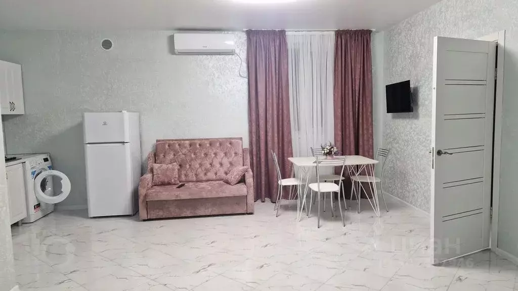 3-к кв. Краснодарский край, Туапсе Саратовская ул., 3 (55.0 м) - Фото 1