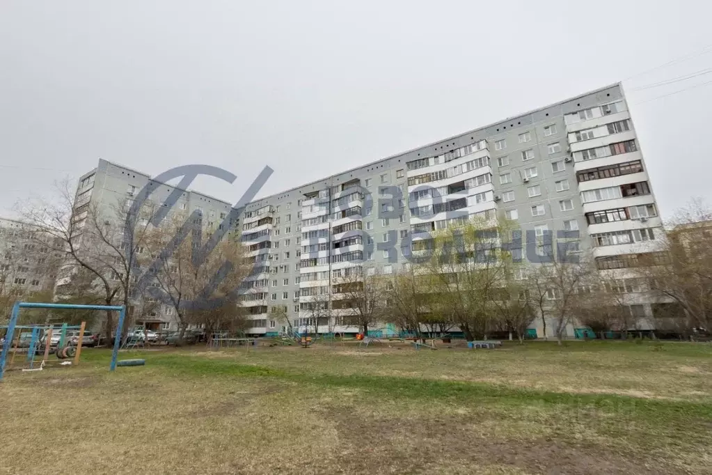 3-к кв. Омская область, Омск ул. Дмитриева, 5к4 (62.7 м) - Фото 0