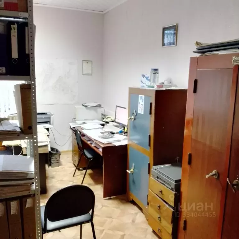 Помещение свободного назначения в Брянская область, Красная Гора рп ... - Фото 1