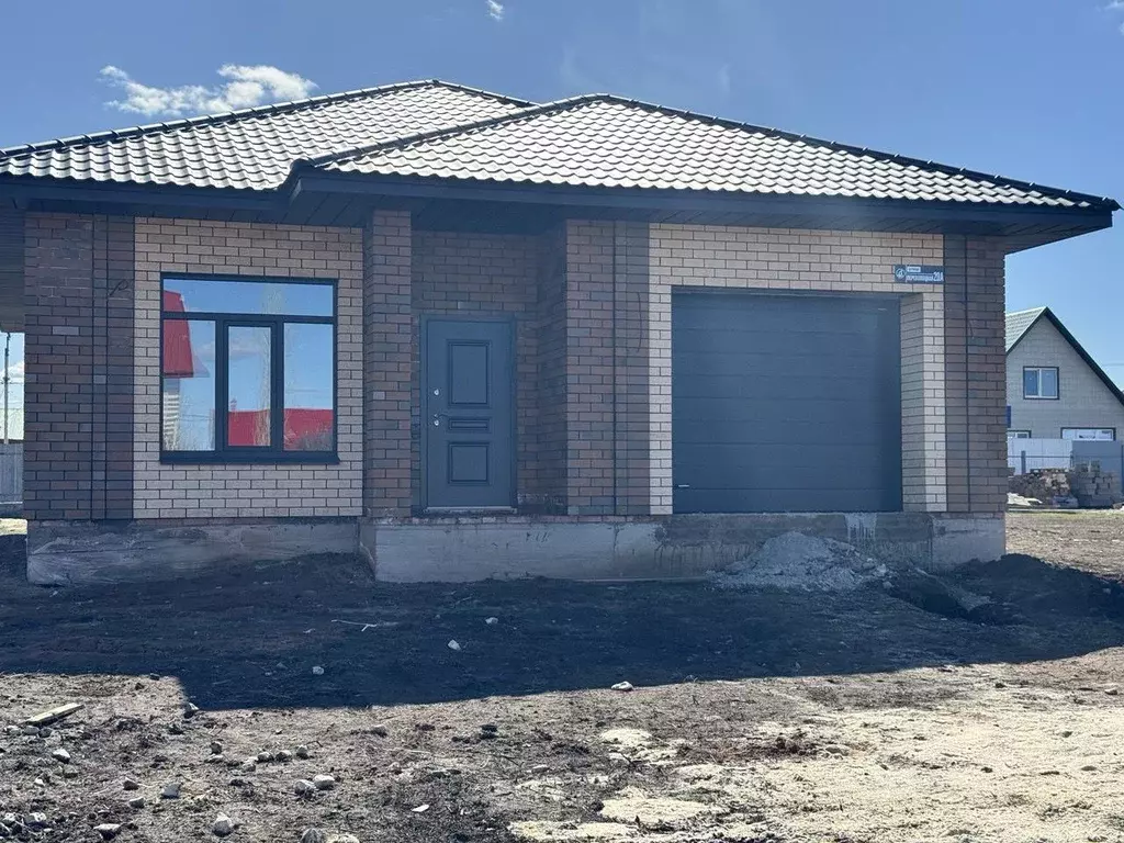 Дом в Оренбургская область, Оренбургский район, с. Подгородняя ... - Фото 1