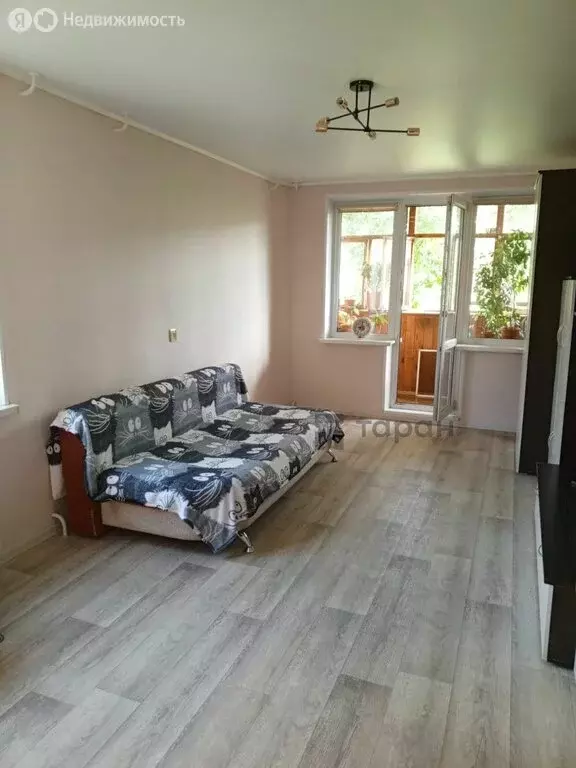 3-комнатная квартира: Челябинск, улица Ворошилова, 9 (60.3 м) - Фото 0