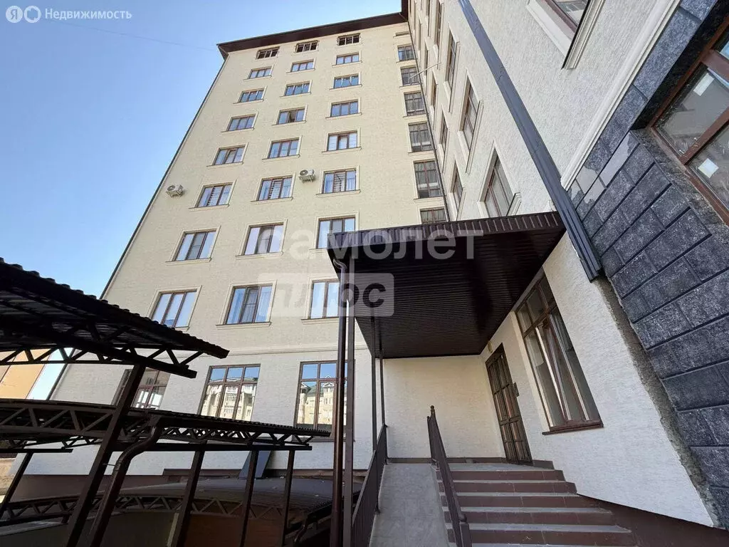 3-комнатная квартира: Нальчик, улица Героя России Т.М. Тамазова, 2А ... - Фото 1