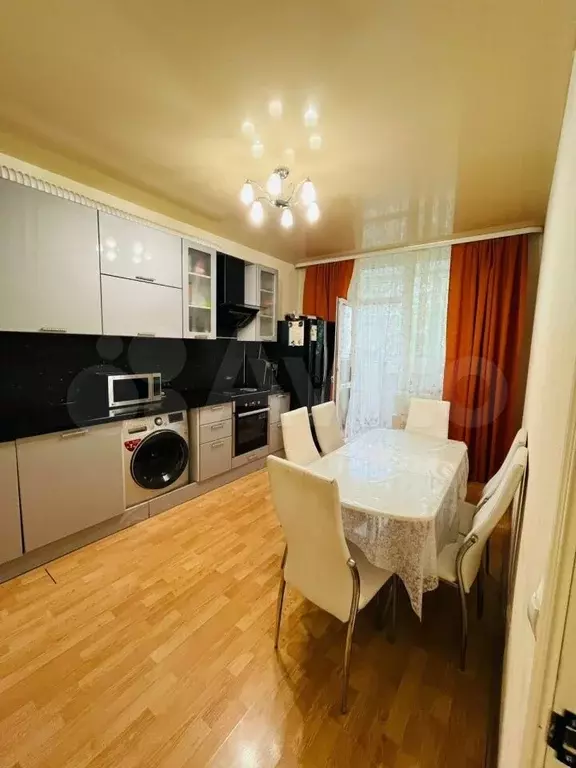 3-к. квартира, 71,1 м, 2/9 эт. - Фото 1