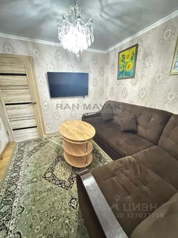 2-к кв. Адыгея, Майкоп Депутатская ул., 2 (52.8 м) - Фото 2