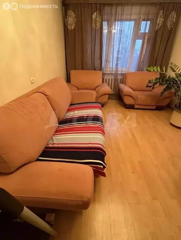 3-комнатная квартира: Тюмень, улица Мельникайте, 109к1 (66.8 м) - Фото 1