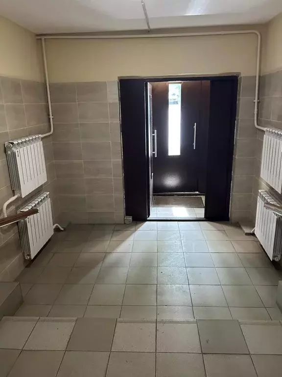 Продается 3-комнатная квартира - Фото 1