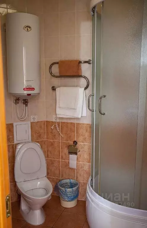 Комната Псковская область, Псков ул. Красных Партизан, 6 (17.0 м) - Фото 2