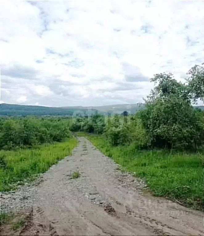 Участок в Адыгея, Майкопский район, пос. Каменномостский ул. Мира ... - Фото 1