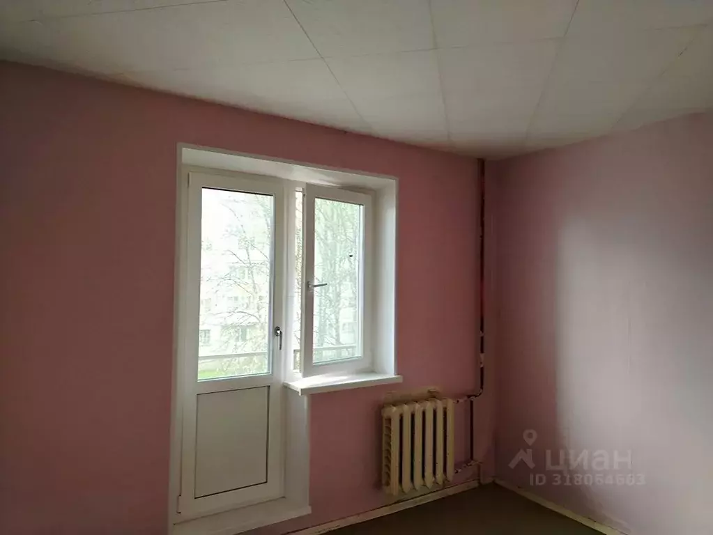 2-к кв. Ленинградская область, Тихвин 5-й мкр, 17 (42.0 м) - Фото 1