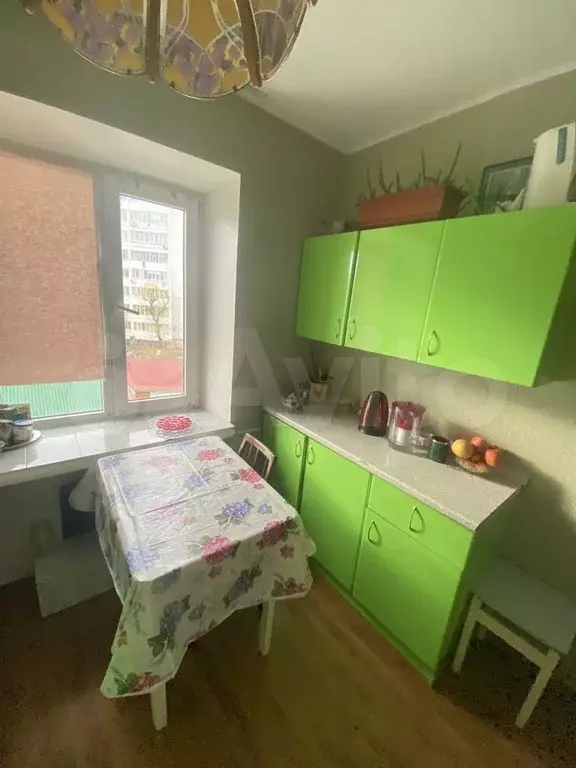 3-к. квартира, 60 м, 4/4 эт. - Фото 0