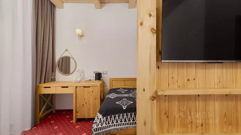 Комната Карачаево-Черкесия, Зеленчукский район, с. Архыз, пос. ... - Фото 1