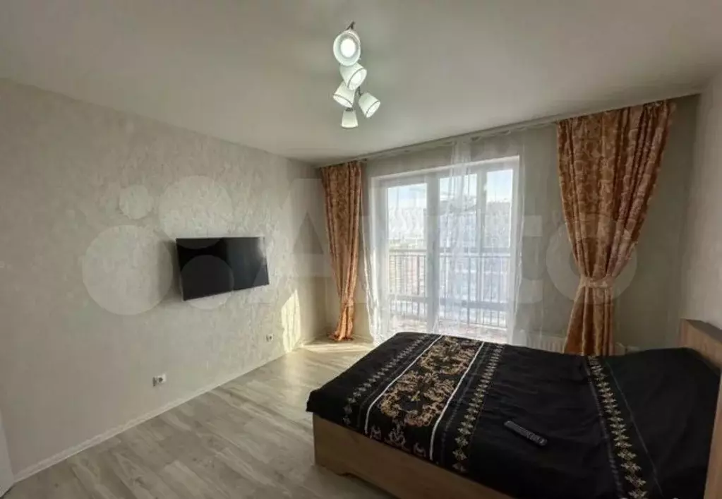 2-к. квартира, 60 м, 18/19 эт. - Фото 1