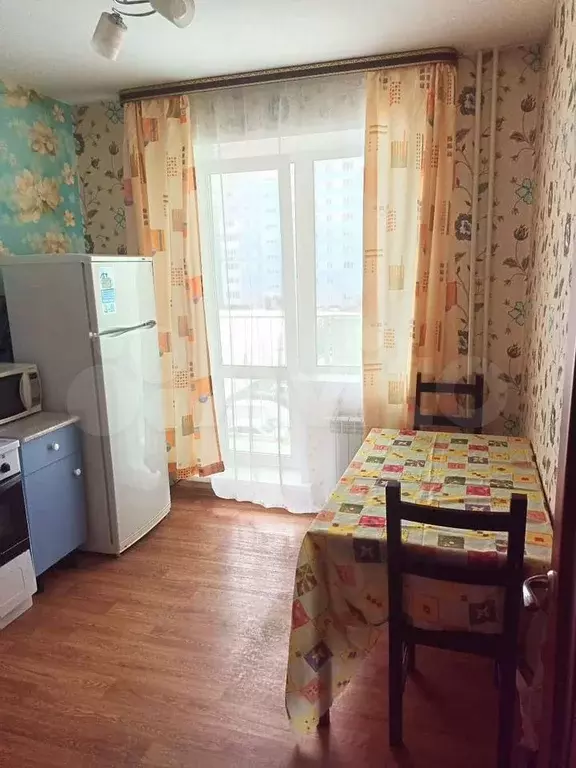 2-к. квартира, 58 м, 3/10 эт. - Фото 0