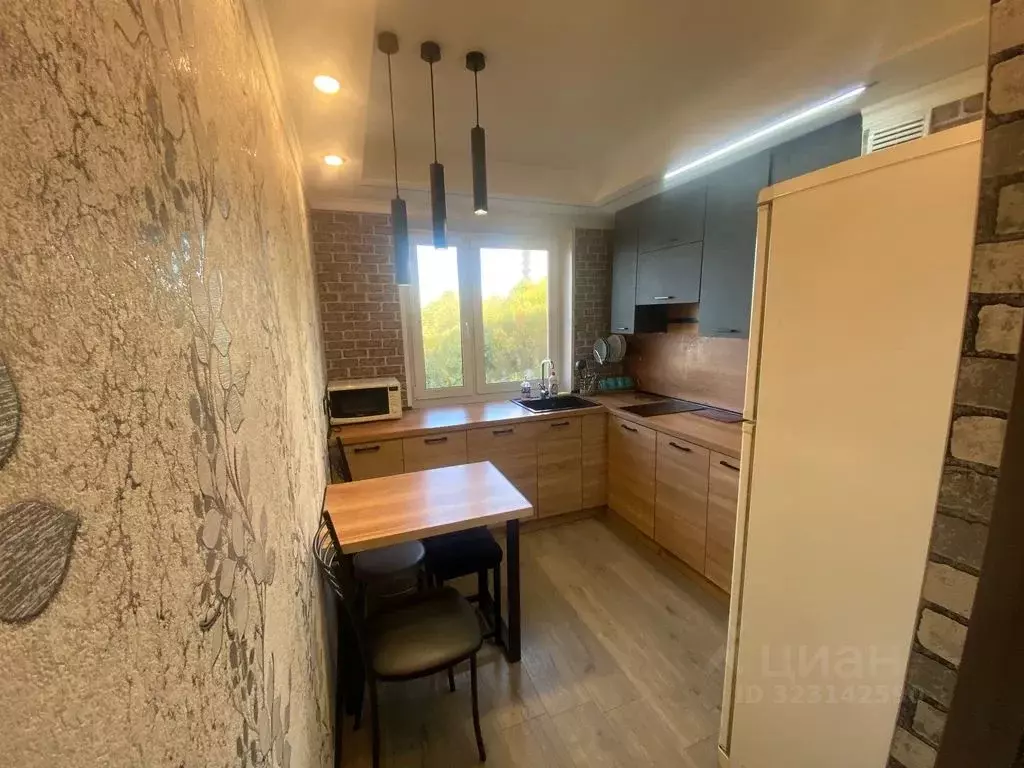 2-к кв. Мурманская область, Мурманск Северный проезд, 18 (45.0 м) - Фото 1