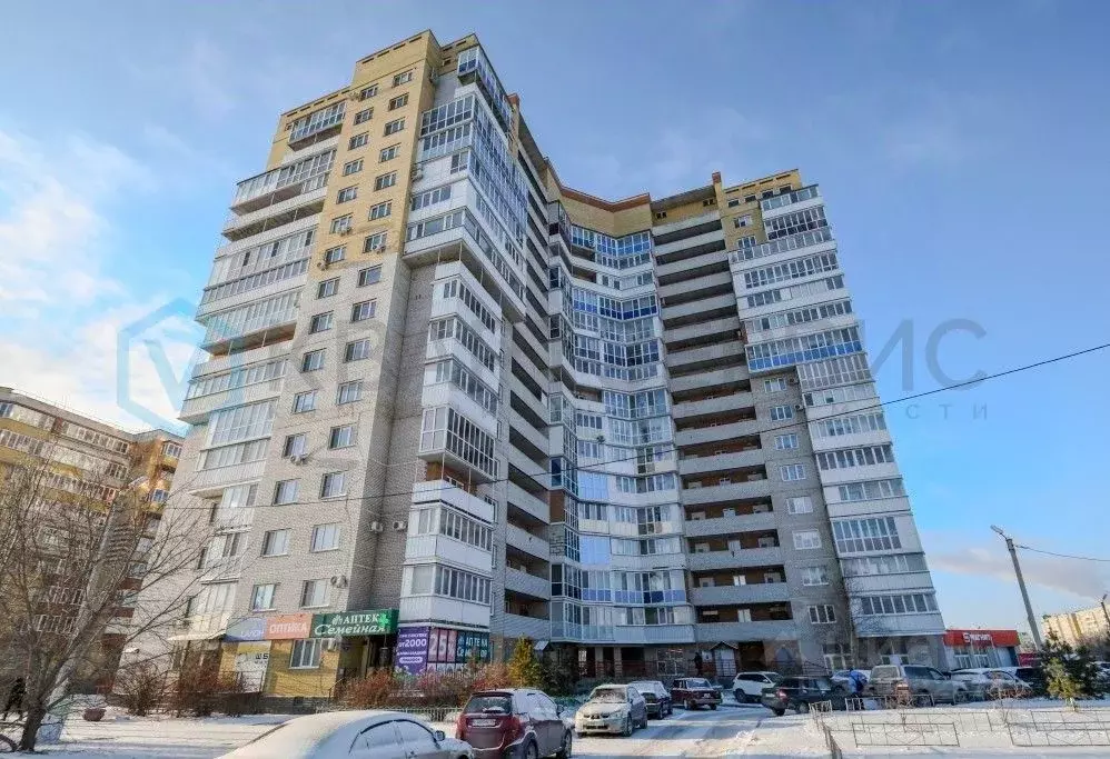 3-к кв. Омская область, Омск ул. Дианова, 25 (90.9 м) - Фото 1