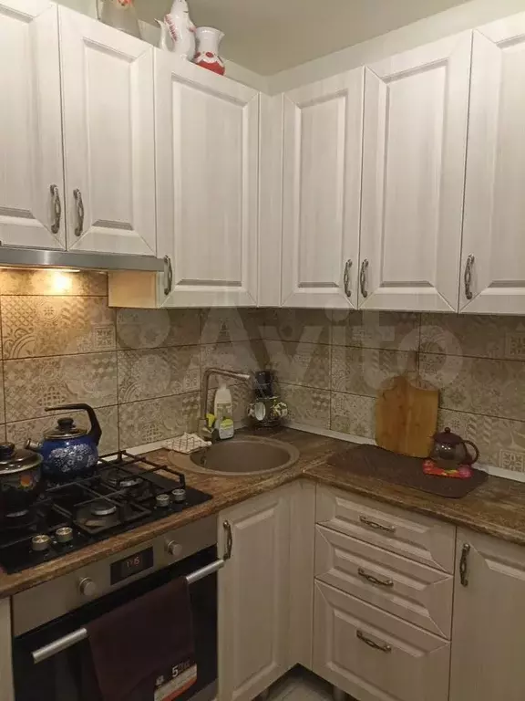 3-к. квартира, 55 м, 3/5 эт. - Фото 0