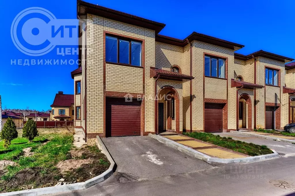 Таунхаус в Воронежская область, Рамонский район, Яменское с/пос, д. ... - Фото 1