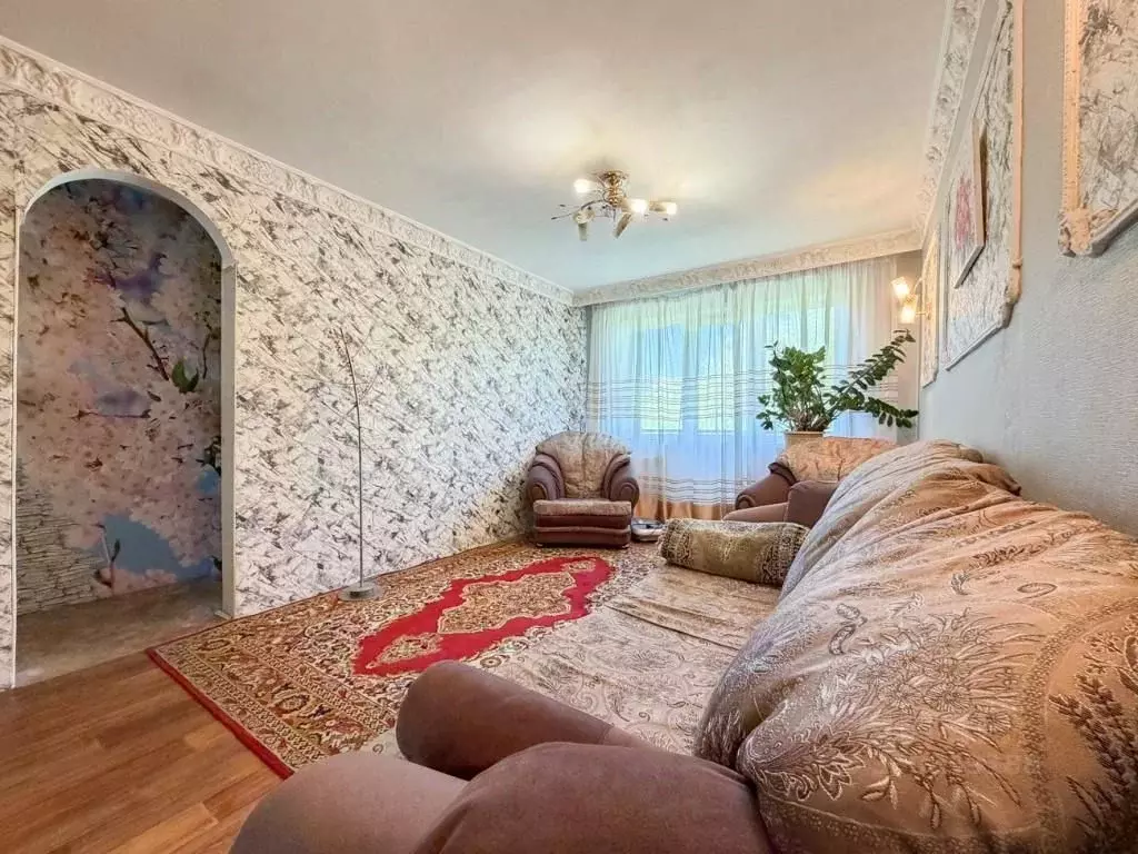3-к кв. Иркутская область, Шелехов 18-й кв-л, 36 (60.0 м) - Фото 1