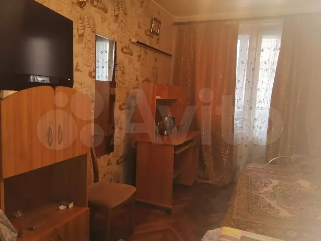 Комната 13 м в 3-к., 1/9 эт. - Фото 1