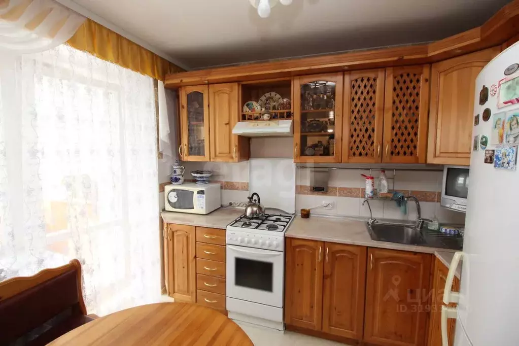 4-к кв. Вологодская область, Шексна рп ул. Шоссейная, 60 (84.2 м) - Фото 1