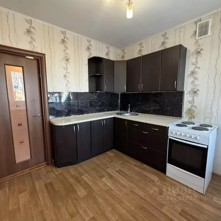 1-к кв. Башкортостан, Уфа Магистральная ул., 20 (41.1 м) - Фото 0