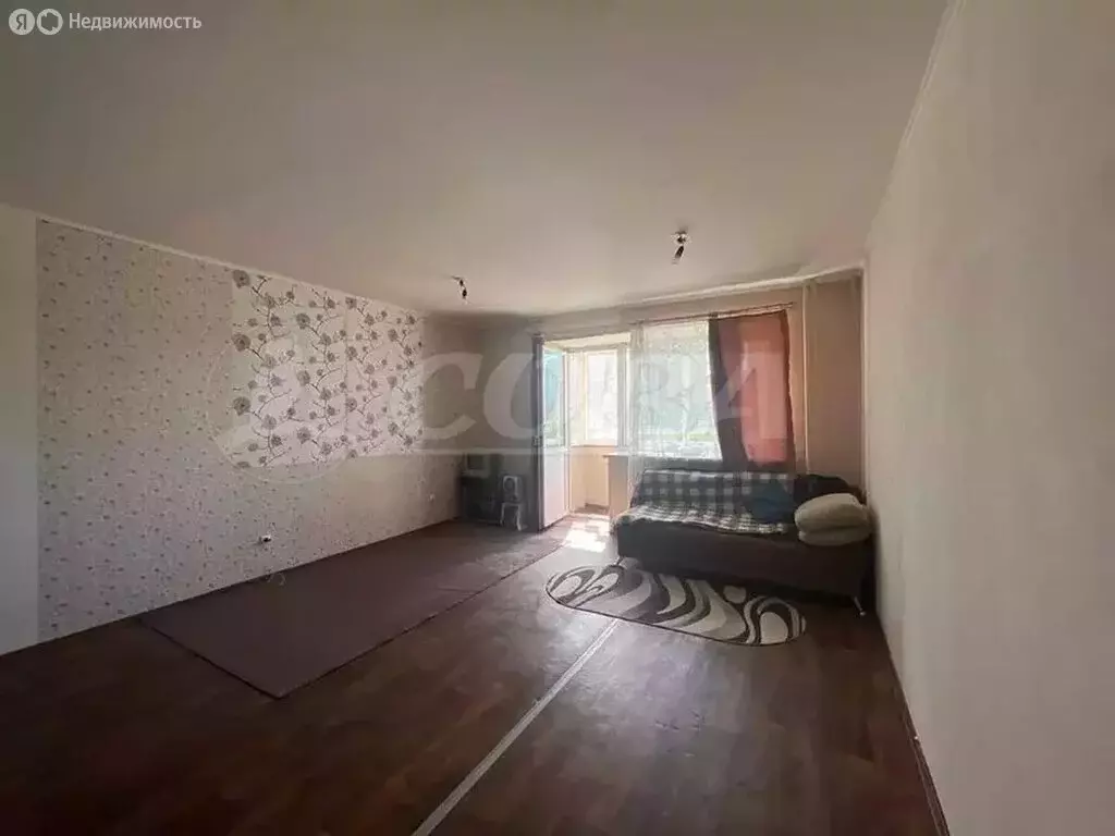 3-комнатная квартира: Тюмень, Ставропольская улица, 15 (63 м) - Фото 1