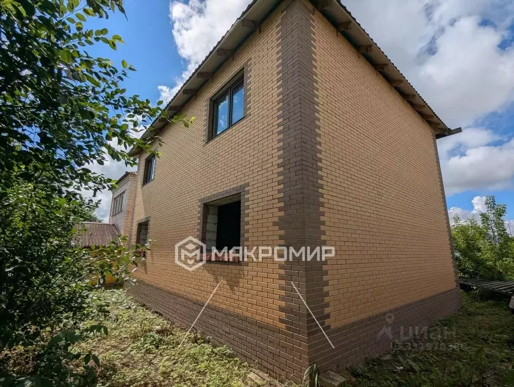 Дом в Орловская область, Болхов ул. Тургенева, 122 (147 м) - Фото 1